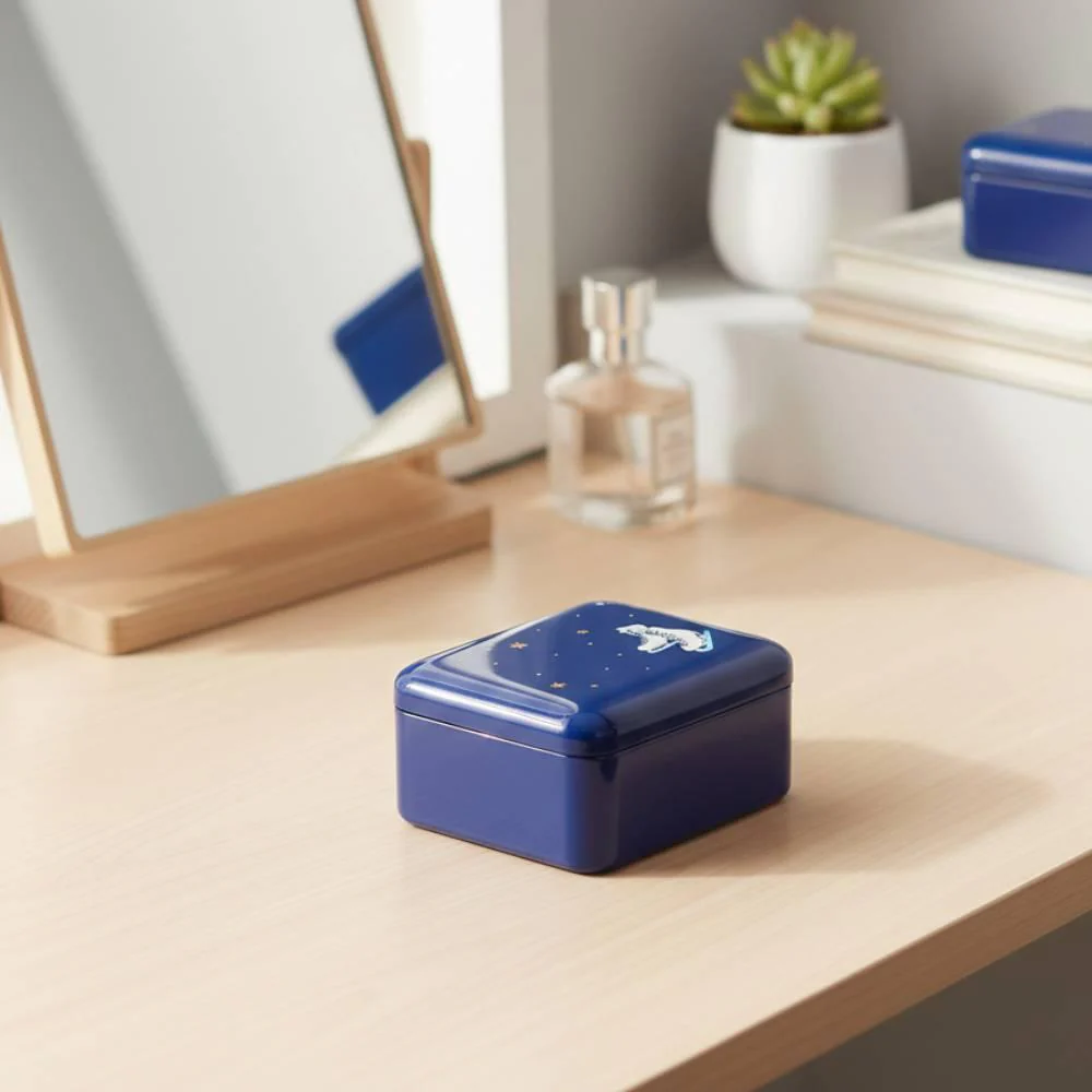 Indigo Blue Lacquered Small Case Ice Skates & Stars Design - Image 3