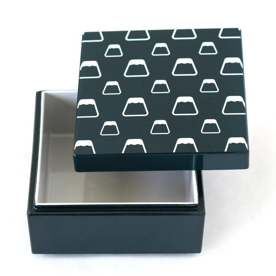 Isuke Cute Lacquered Wooden Box For Jewelry & Accessories - Image 12