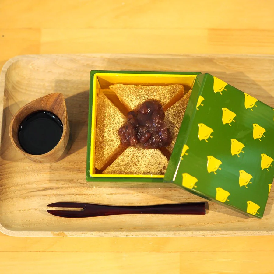 Isuke Cute Lacquered Wooden Box For Jewelry & Accessories - Image 5