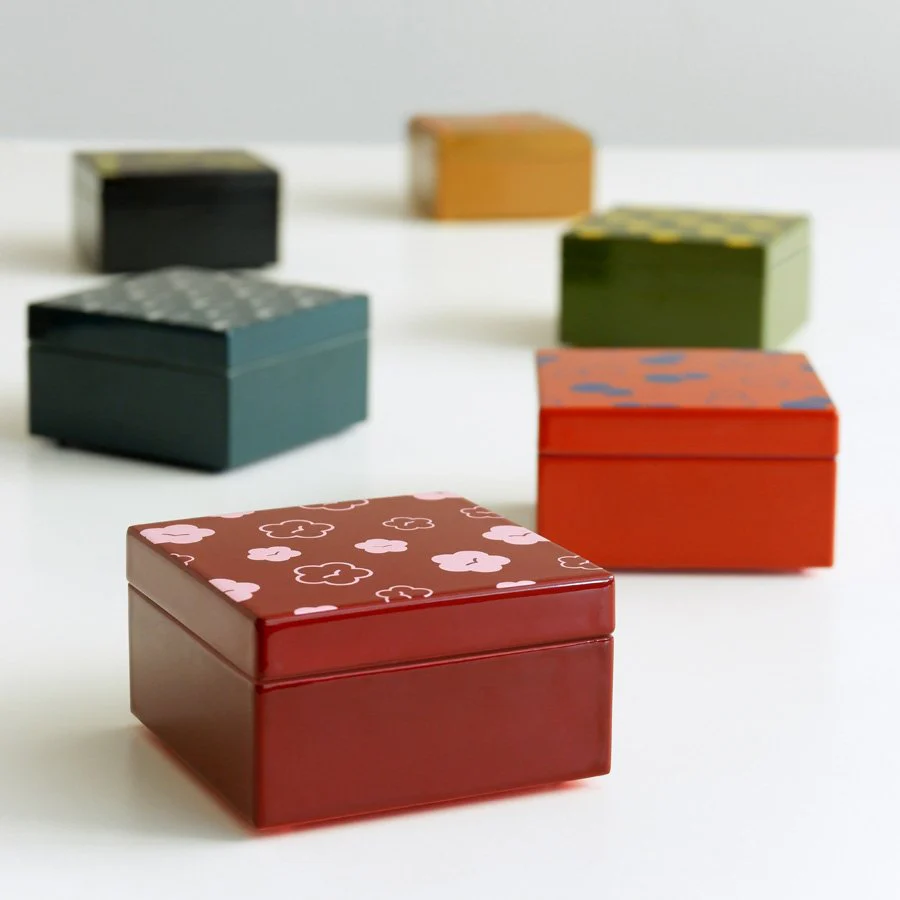 Isuke Cute Lacquered Wooden Box For Jewelry & Accessories - Image 7