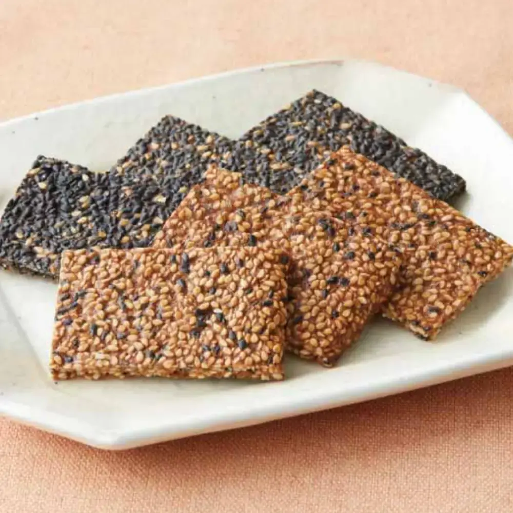 Manten Goma Sablé Cinnamon Sesame Cookies 6 pcs. (Pack of 3) - Image 3