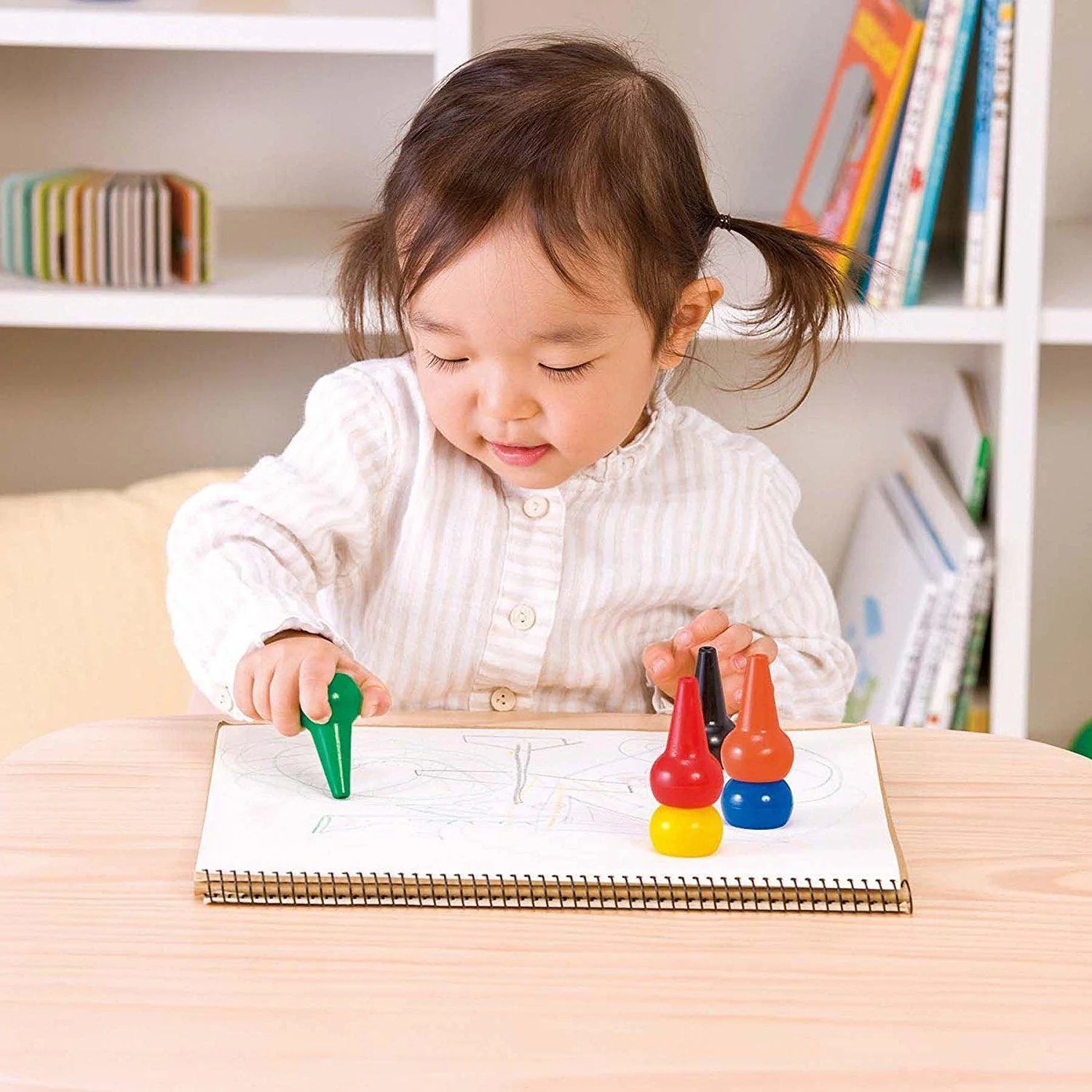 Rangs Japan Baby Color Safe Non-Toxic Washable Crayons 12 Colors - Image 5